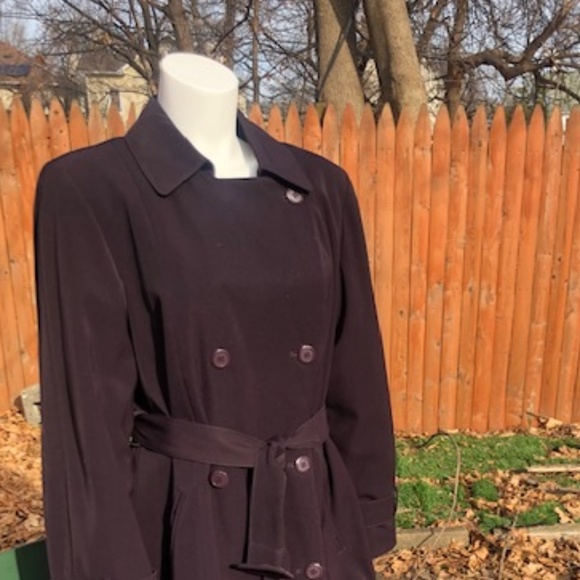 Women's Trench Coat - Picture 3 of 3